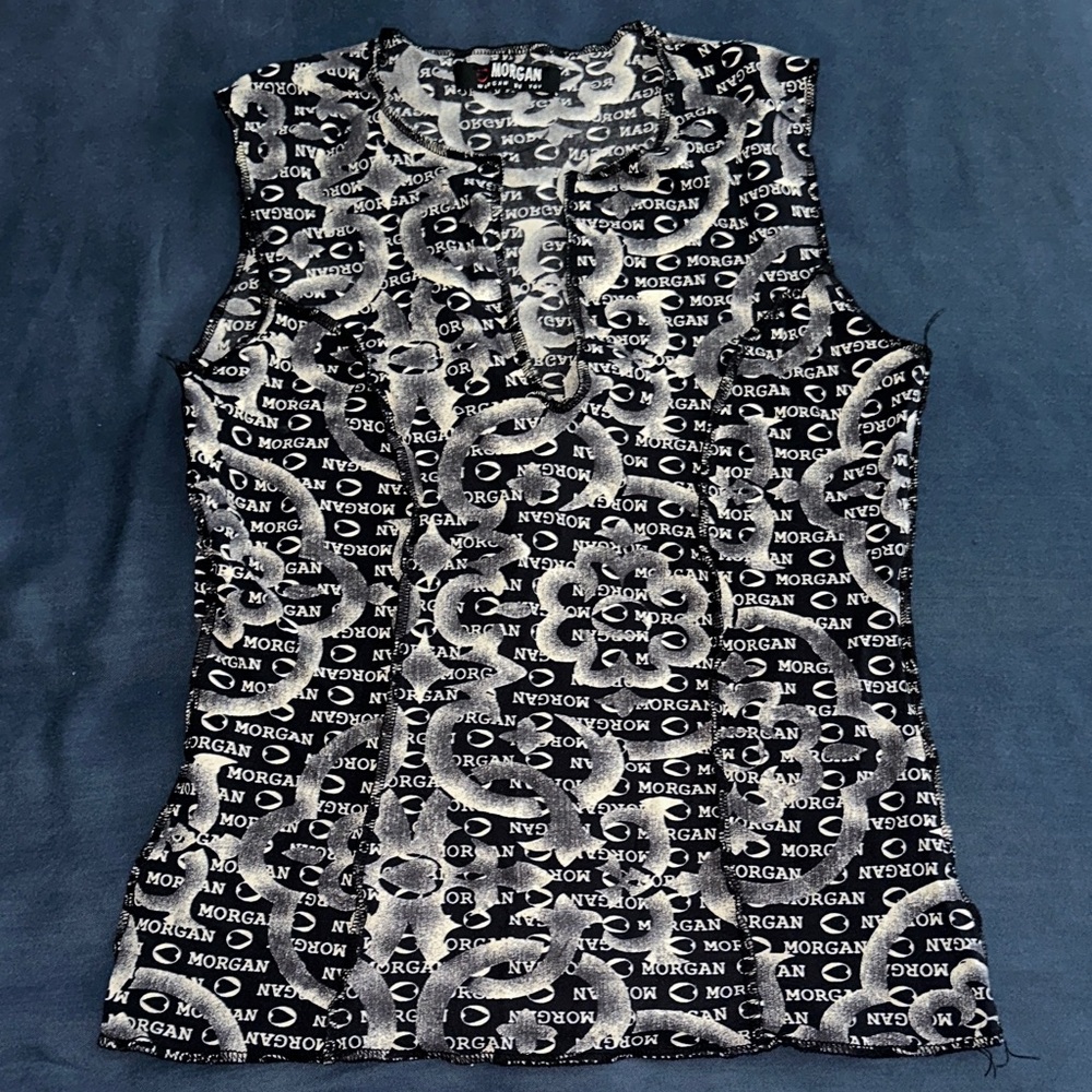 Morgan de Toi Black & White Logo-Print Sleeveless Camisole